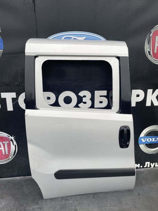 Дверка видвижна права Фіат Добло 263 Doblo Nuovo