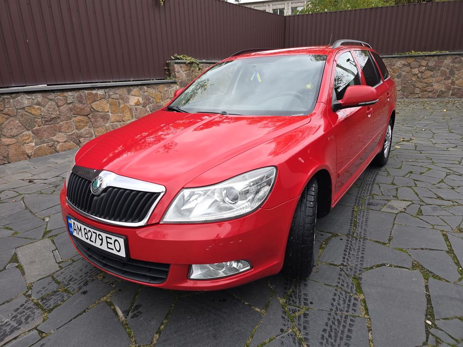Продаю своє авто Шкода Октавія А5