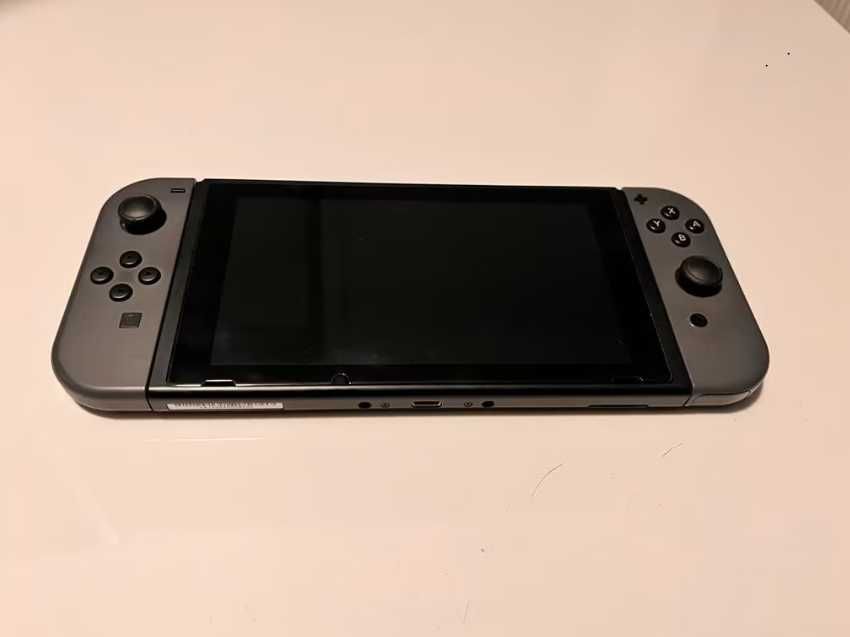 Konsola Nintendo Switch w kolorze Szarym [CALY ZESTAW]