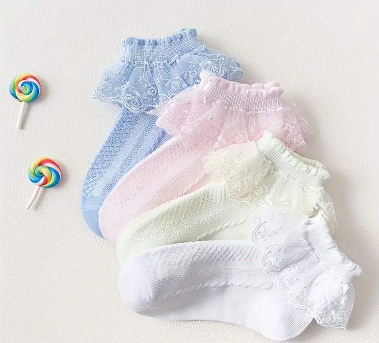 Skarpetki dla dziewczynek w wieku od 1 do 3 lat, 4 pary.