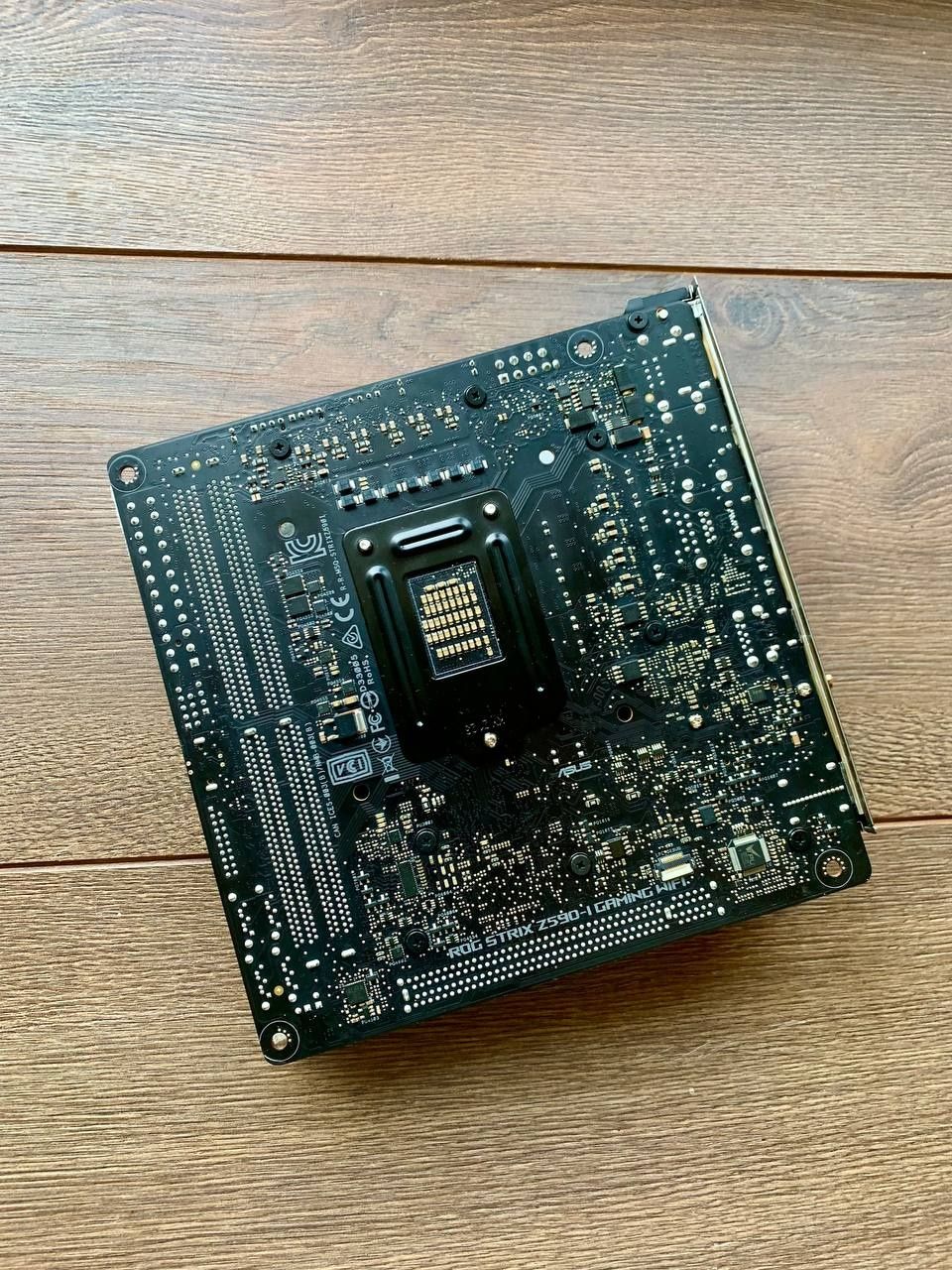 Asus STRIX Z590-I Gaming s1200 Z590