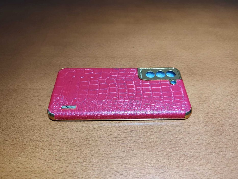 Smooth mobile phone case. New, unused64550774159235123