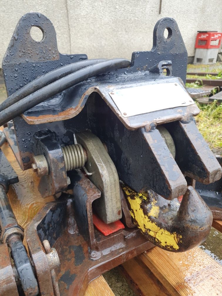 Zaczep Hitch New Holland T6 Case Puma Sauermann HS 3100 HD