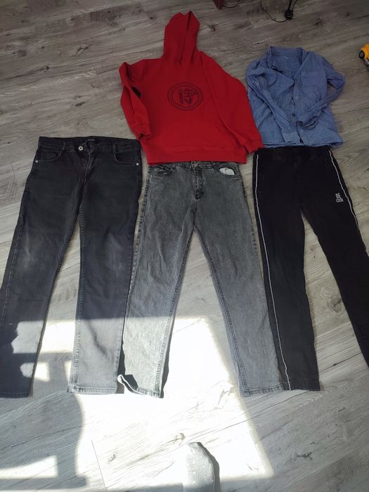 Продам гарний одяг для хлопчика 11-13 р