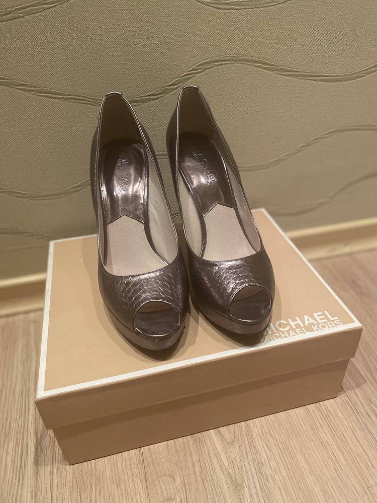 Michael Kors York Platform Heel каблуки