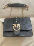 Torebka Pinko czarna Karl Guess