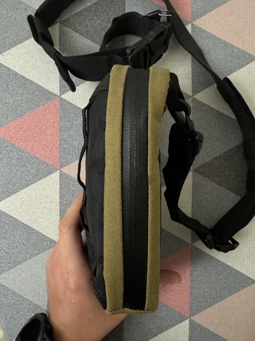 Сумка через плече, бананка Blackpack