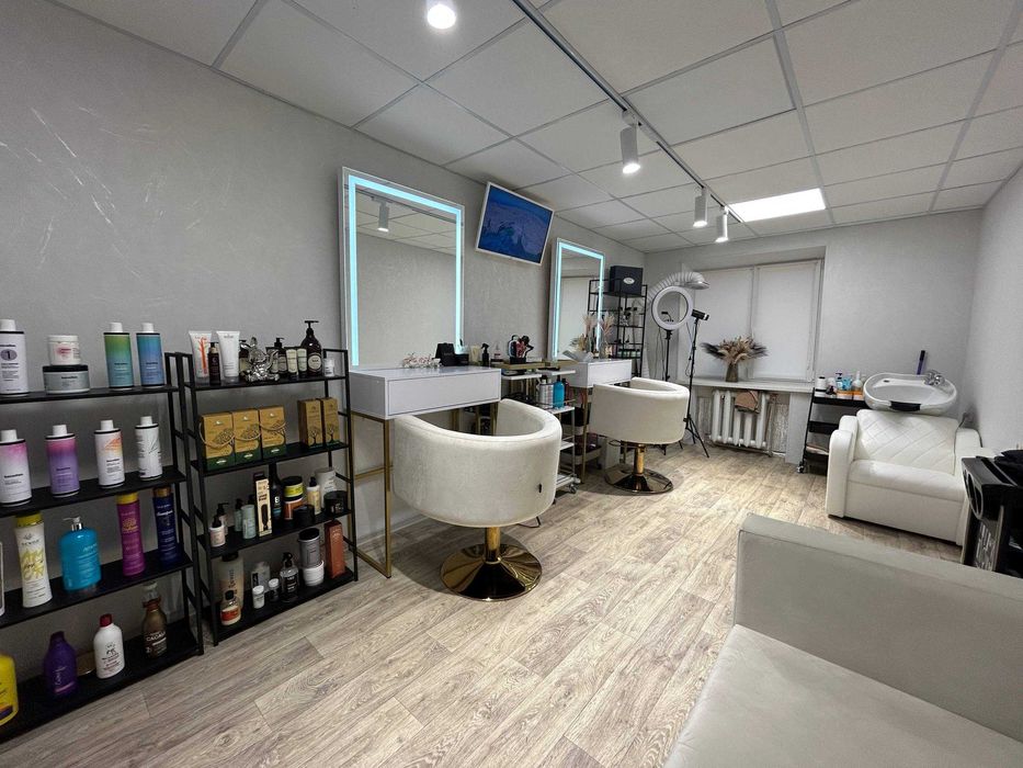 Сдам в аренду место для мастера кератина | колориста | парикмахера