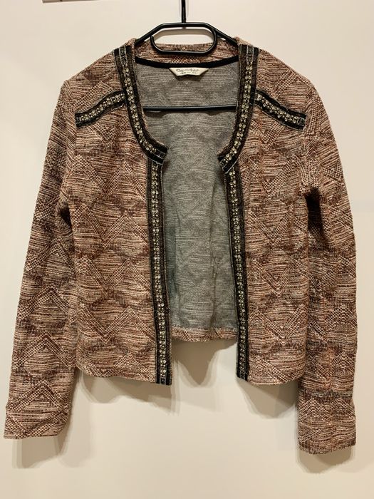 Narzutka sweterek z ozdobnikami (M)