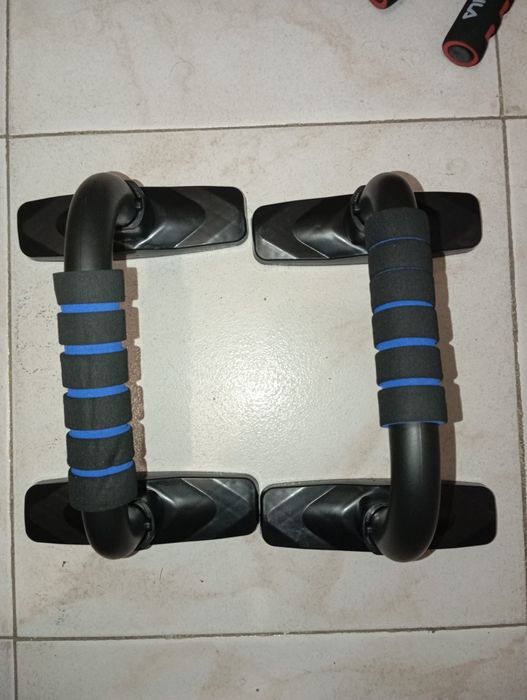 Par de paralelas p/flexões+Molas de mão (treino de calistenia)