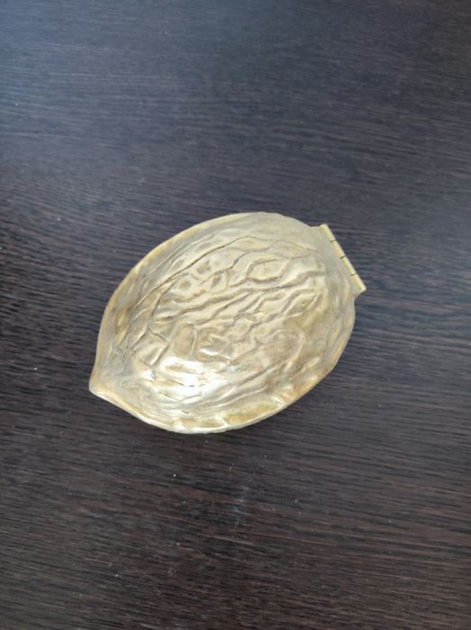 Quebra nozes vintage em forma de noz