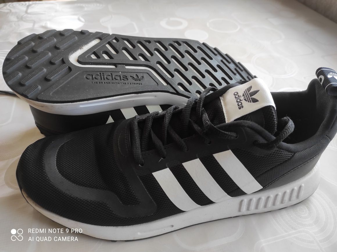 Кросівки Adidas 45