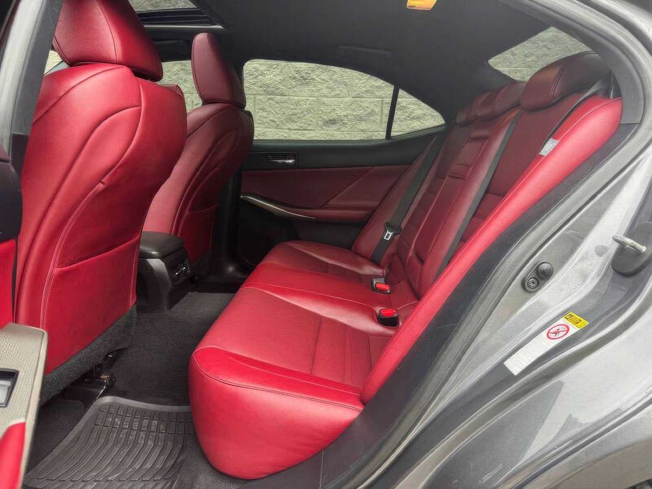 Lexus IS 250      2015