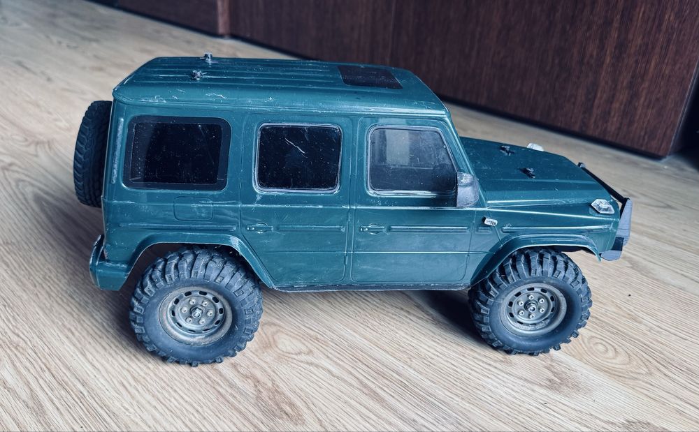 Tamiya CC-02 Mercedes G 1/10 rc trial crawler scaled