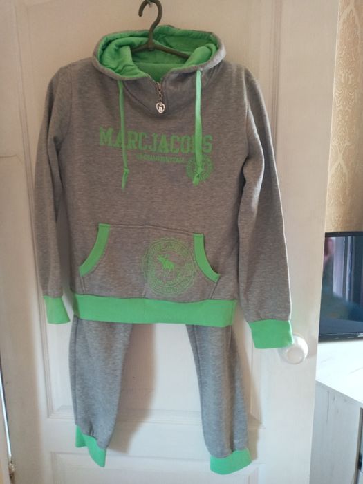 Спортивный костюм тёплый