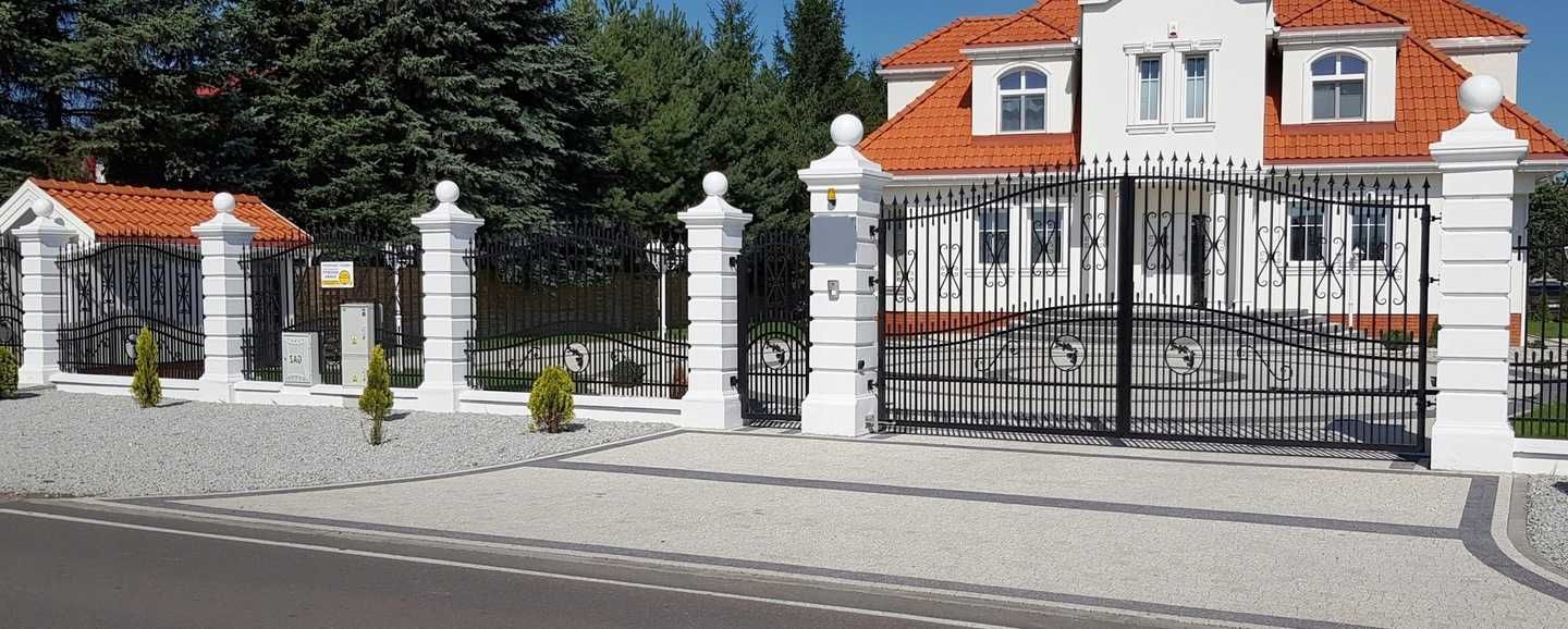 Ogrodzenia Dworkowe,Bramy,Przęsła Kute,Metalowe,Słupki Stylowe,Boniowe