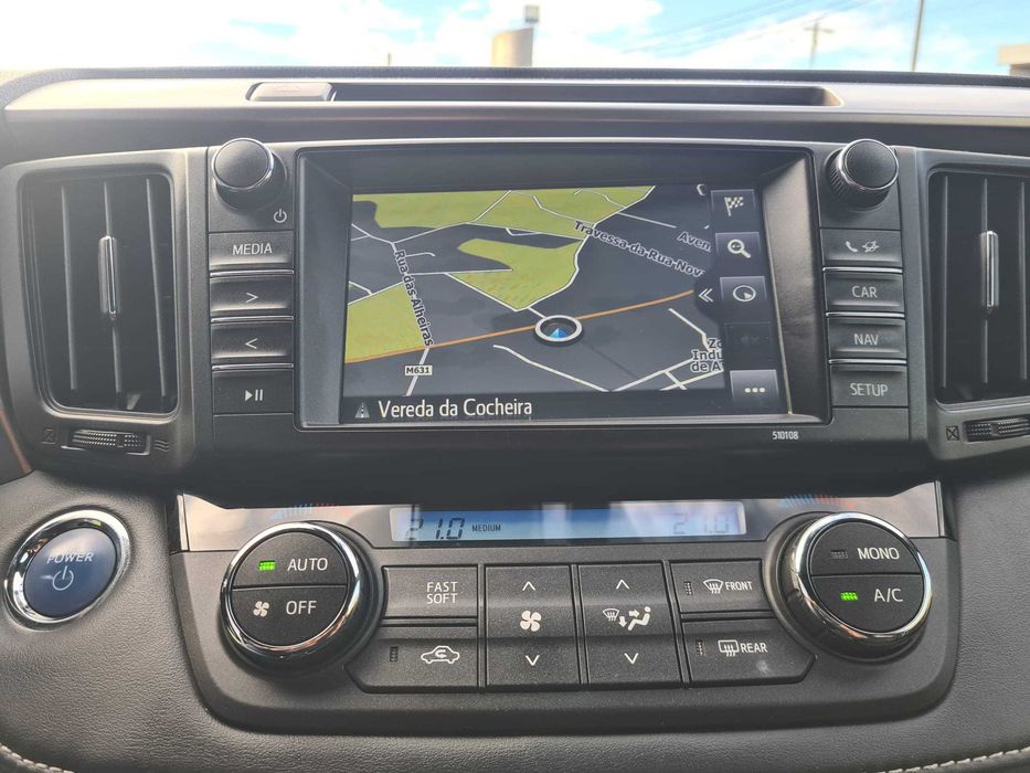 Toyota Rav 4 2.5 Hybrid Pure Dark 4x2 APENAS 68.000 km