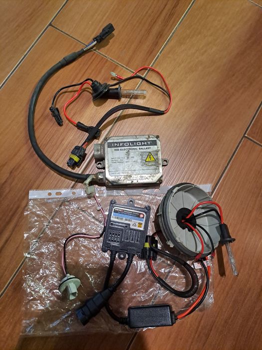 Ксенон лампы, блоки розжига, провода на Honda Accord 7