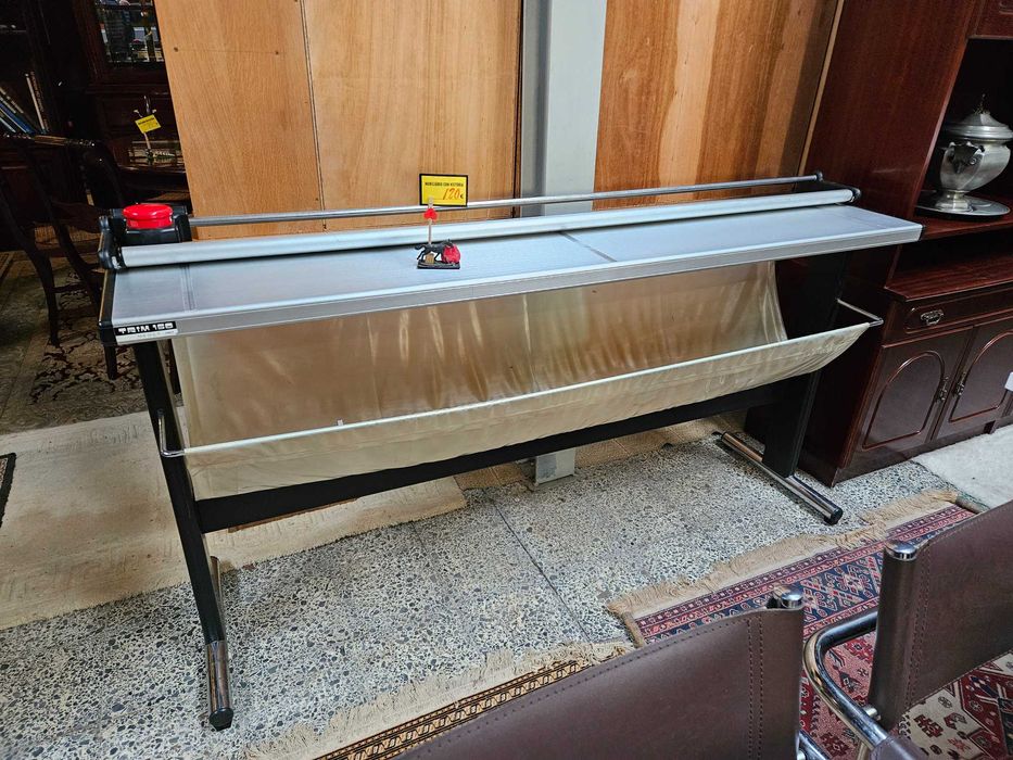 Guilhotina manual - Bom estado geral