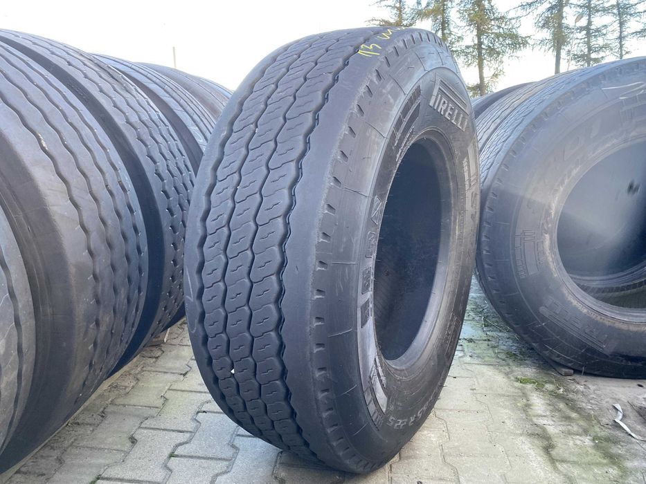 385/65R22.5 Opona PIRELLI ST01 PLUS 13mm Naczepa ST 01