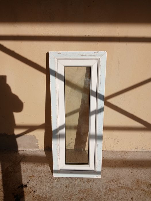Okno plastikowe 45cm na 115cm