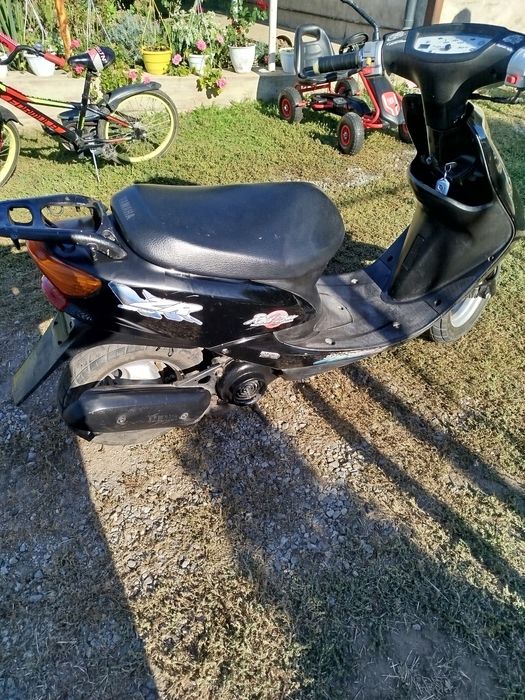 Ямаха джог са 16