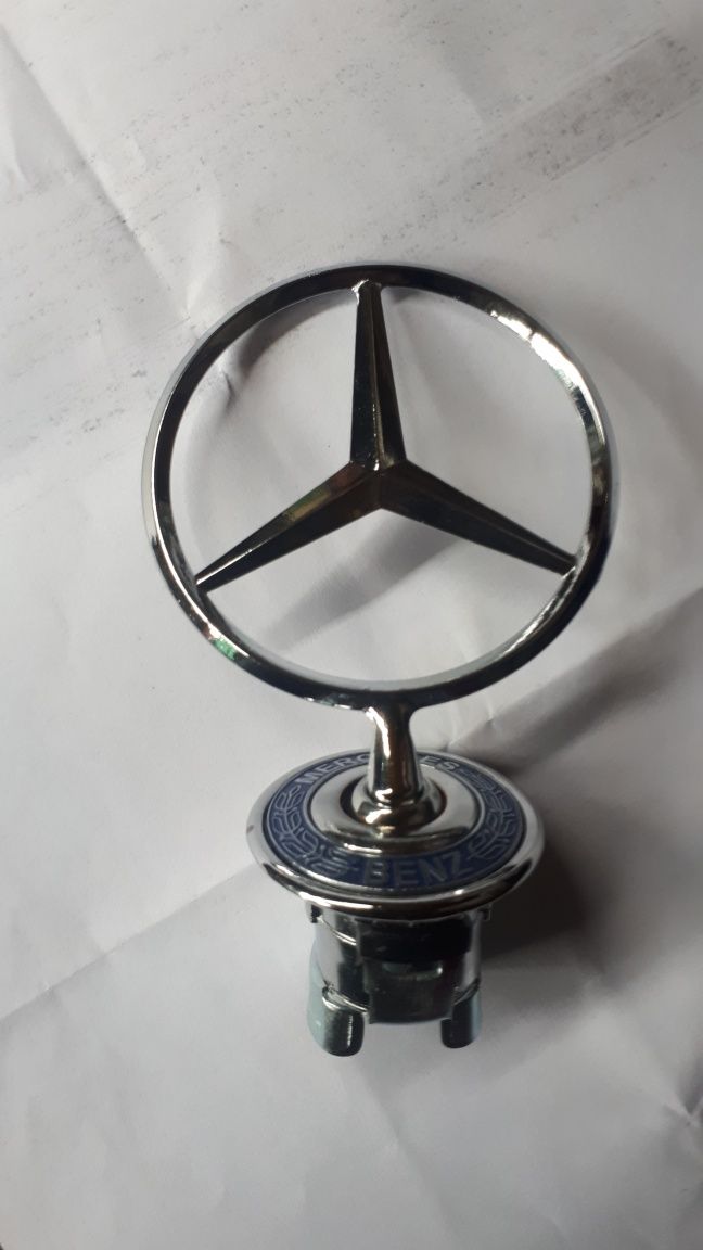 Эмблема прицел значок на капот  Mercedes МЕРСЕДЕС Е і С