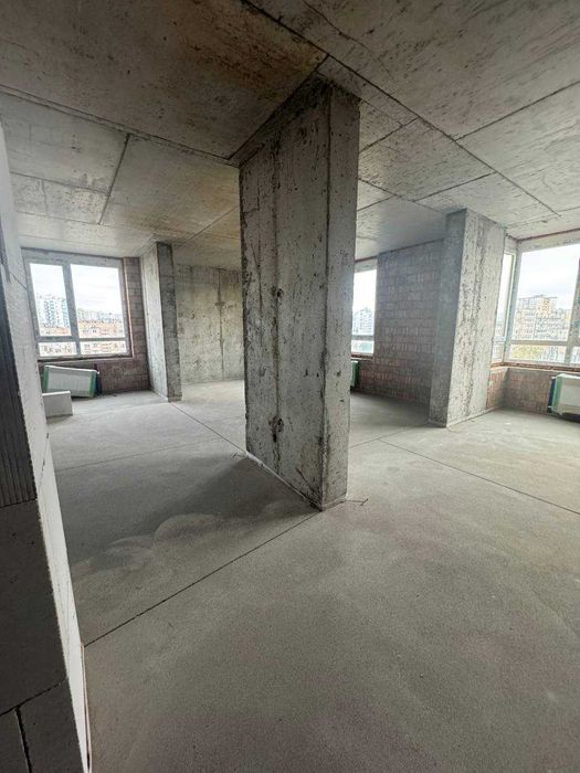 Продам 2-комн. квартиру в НОВОМ доме ЖК "Сан Сити" /Крымский Бульвар