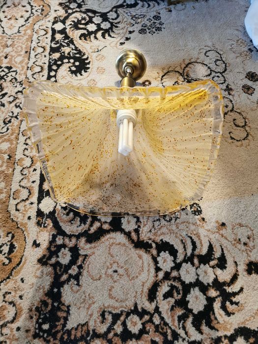 Lampy wiszące bursztynowe