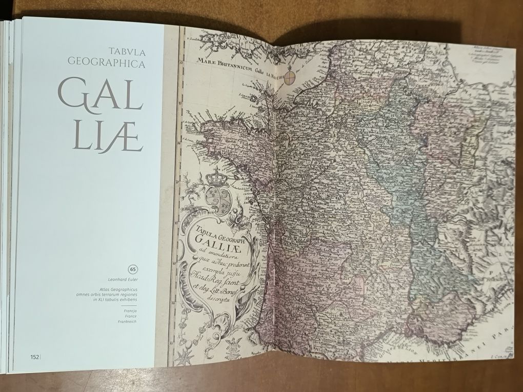 Zabytkowe atlasy z kolekcji biblioteki Raczyńskich