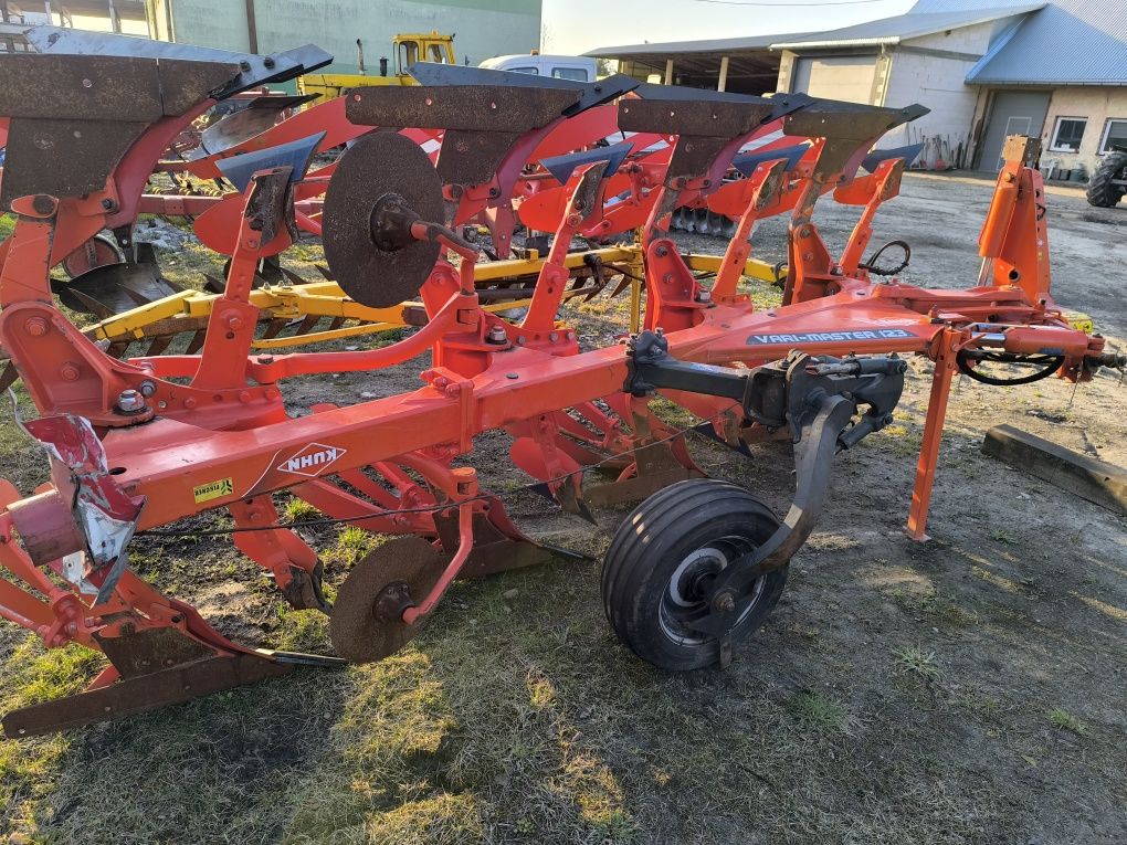 Pług Kuhn Vario master 4 skibowy Vario max 2metry orki