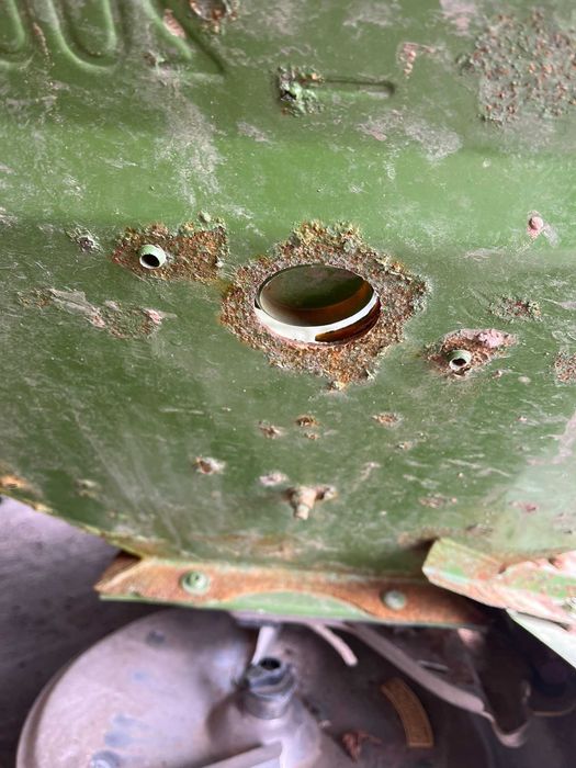 Amazone-18 Розкидач мінеральних добрив