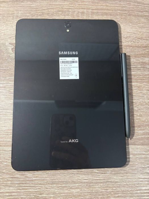 Планшет Samsung Galaxy Tab S3+ стилус