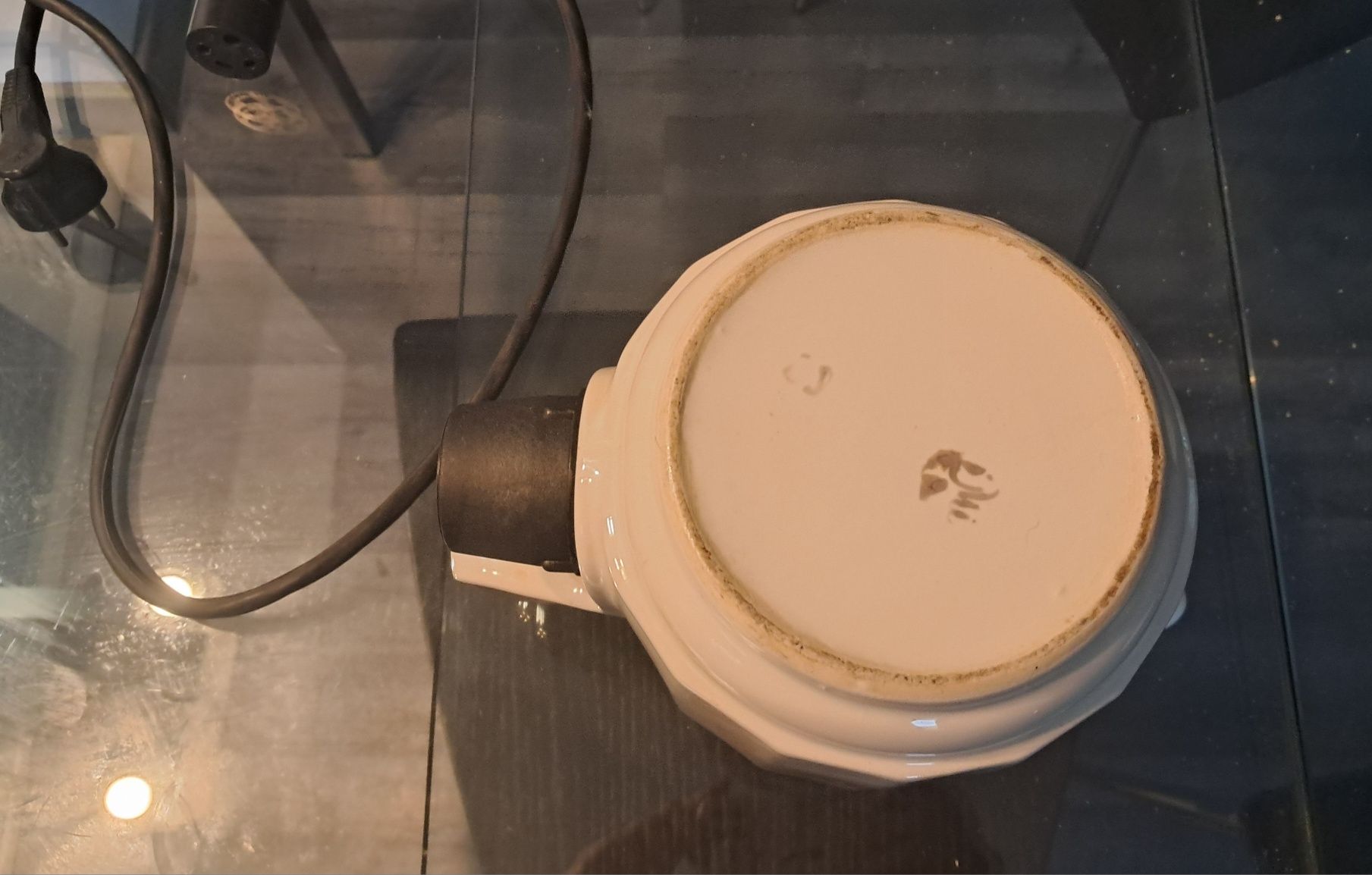 Ceramiczny czajnik elektryczny z kablem lata 80 te