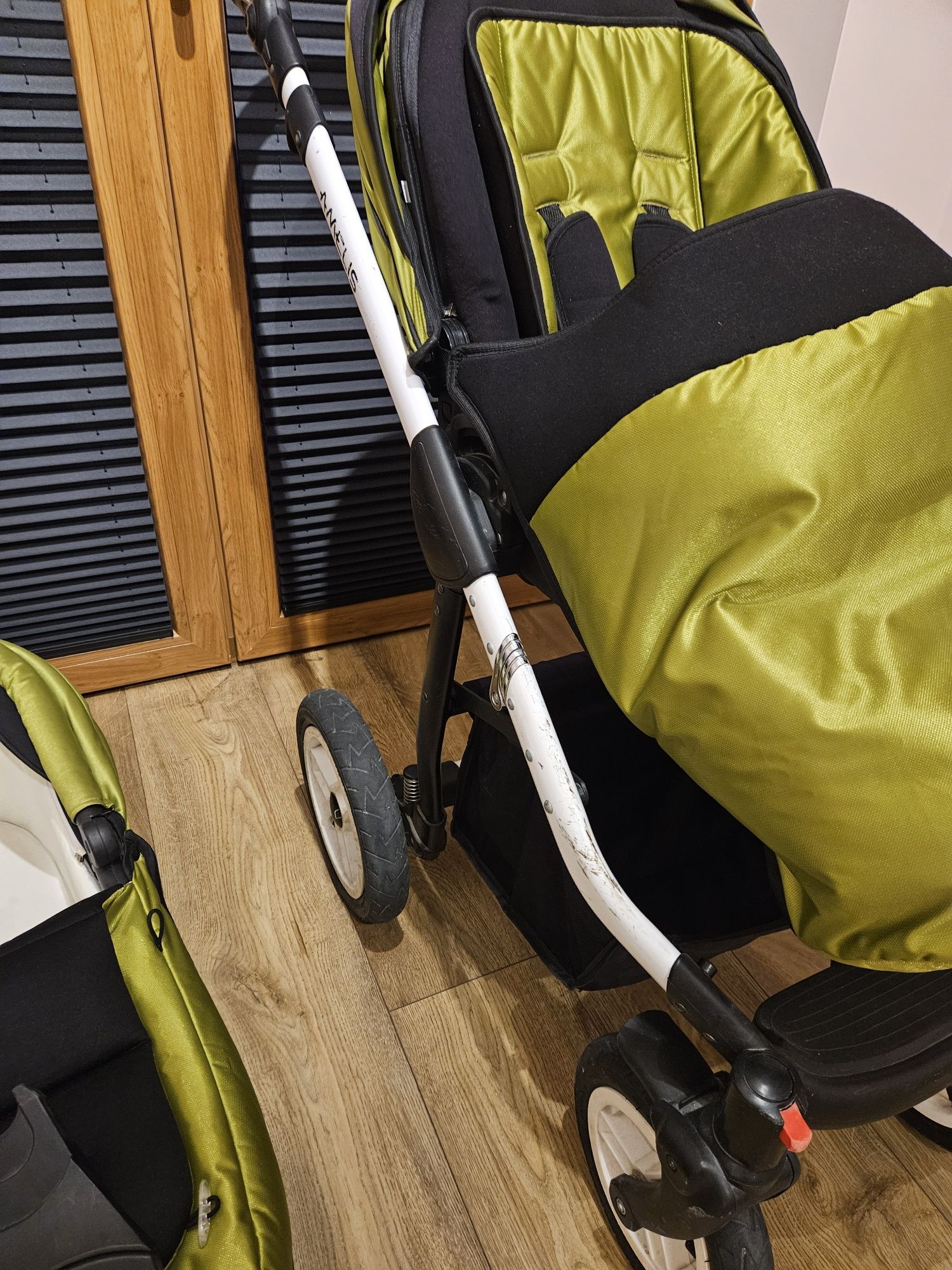 Wózek Delti Amelis Pro 2w1 zielony gondola + spacerówka