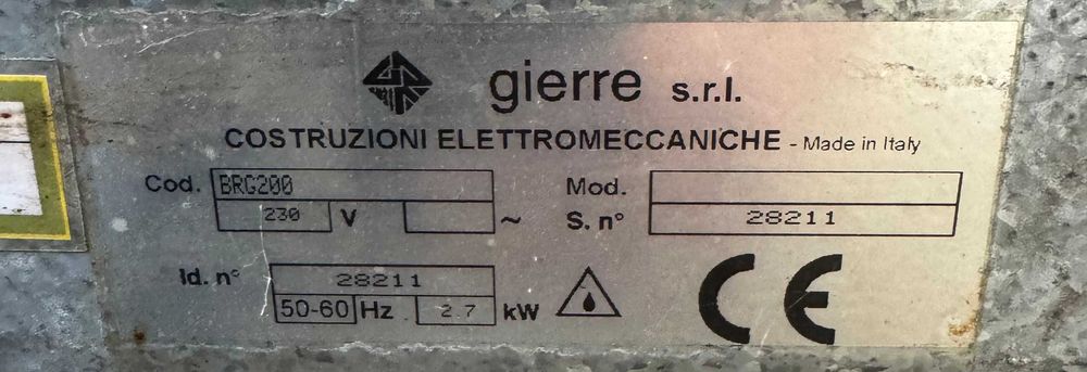 Piec konwekcyjny Gierre BRG 200, 2700 W, 230V, wymiary: 600x585x565