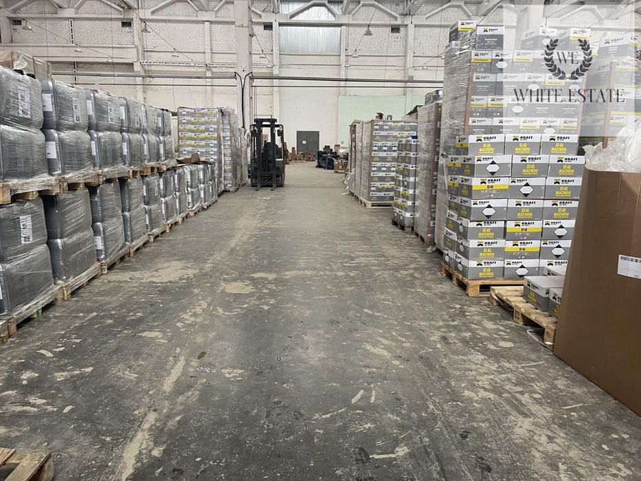 Склад з промисловою підлогою