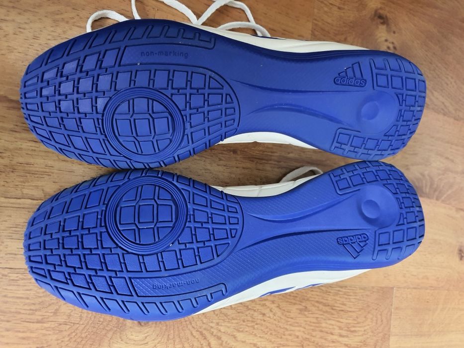 Buty halówki chłopięce Adidas Copa Pure r. 40