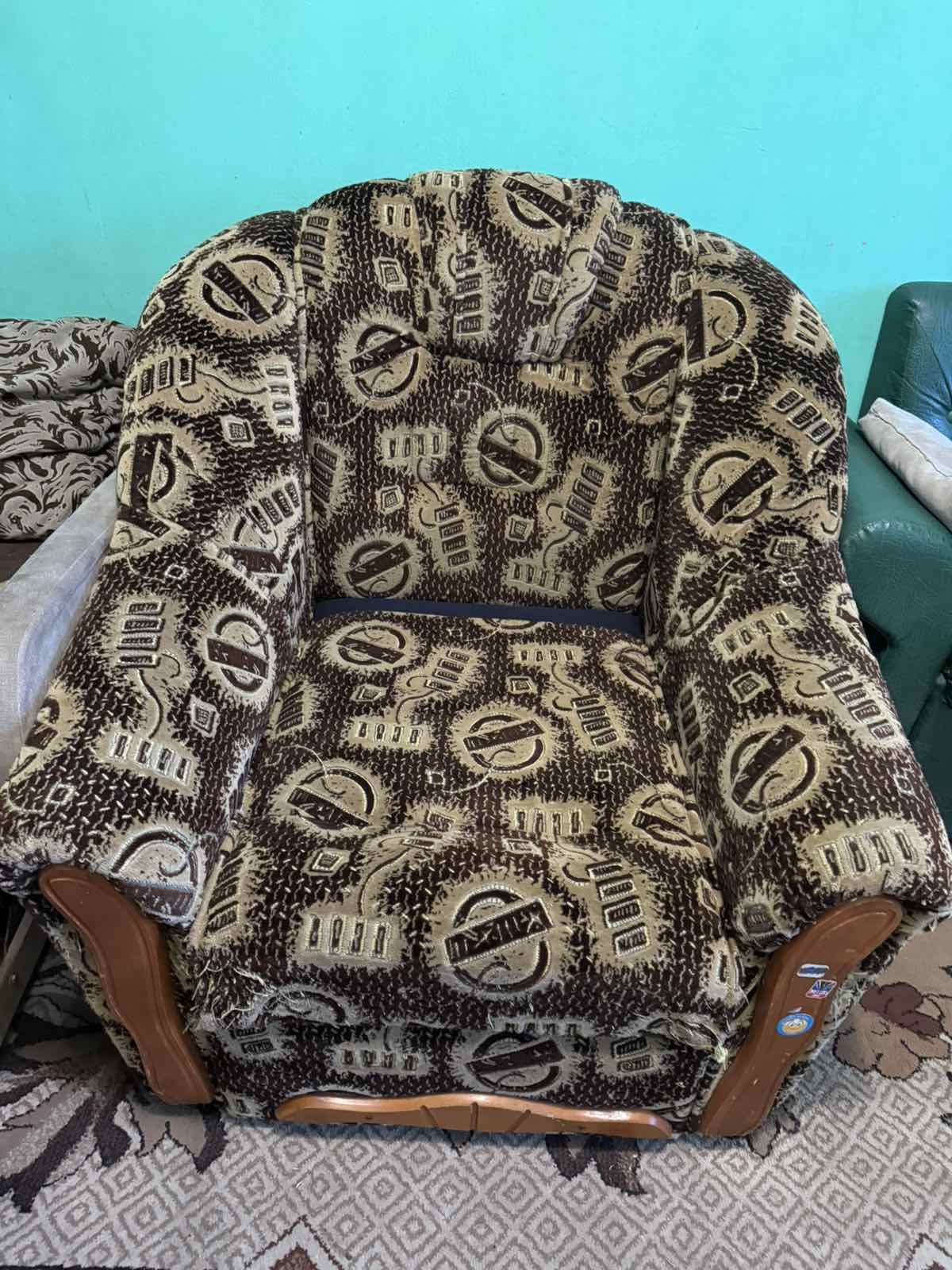 Продам диван та кресло