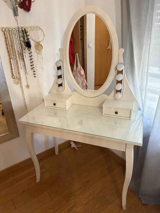 Toucador IKEA HEMNES branco com espelho - Bom estado