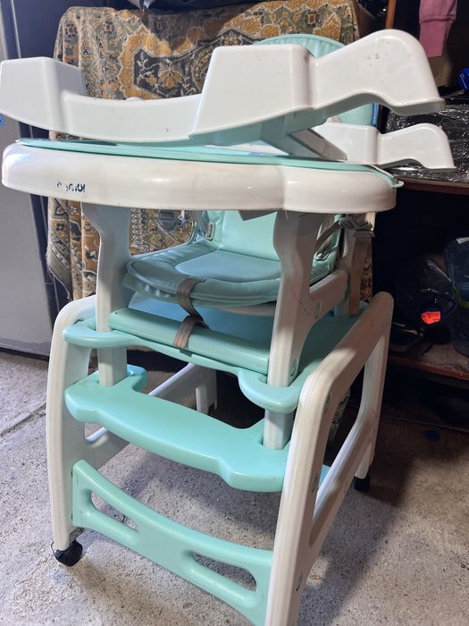 Столик годувальний дитячий з партою