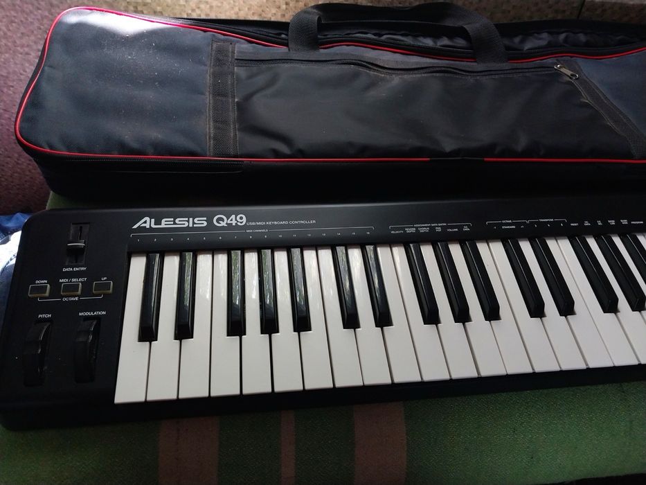 Міді клавіатура Alesis Q49