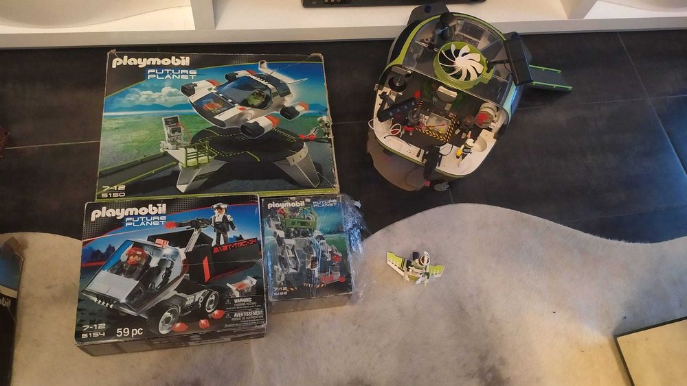 Playmobil 5 sets future planet