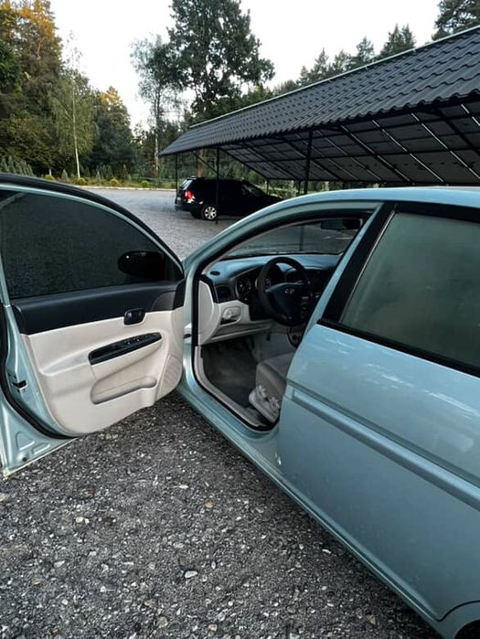 Hyundai accent 1.4