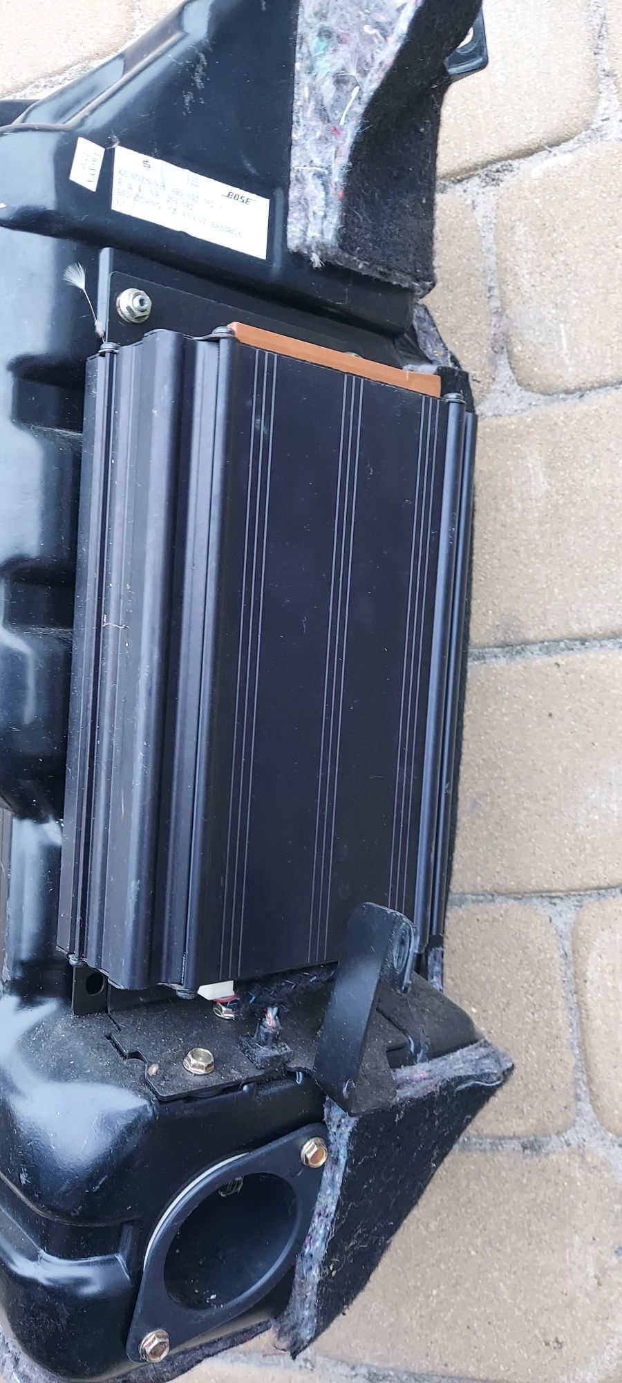 Audi a6 c5 subwoofer wzmacniacz bose avant