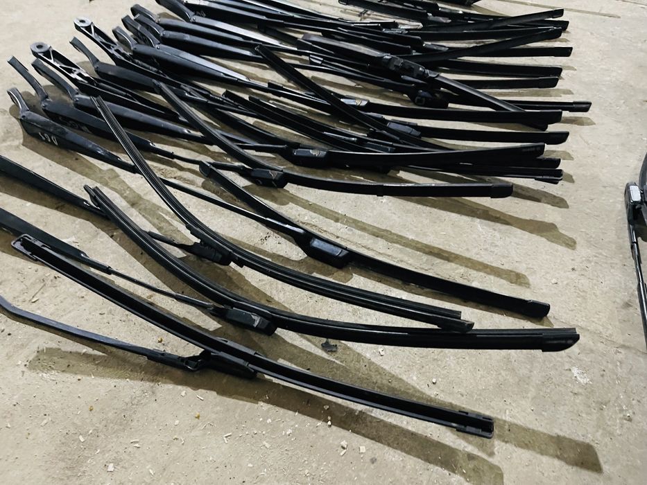 Двірник пасат б6 passat B6 b7 щотки b7 щітки гольф 5 6 шкода Октавіа 5