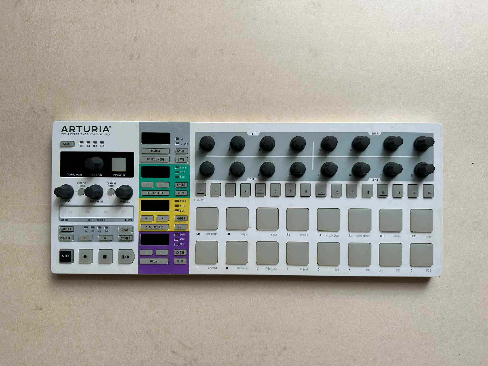 Arturia Beatstep Pro Sekwencer