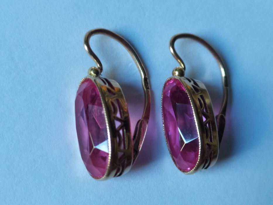 Серьги из золота 583 пробы со звездой .