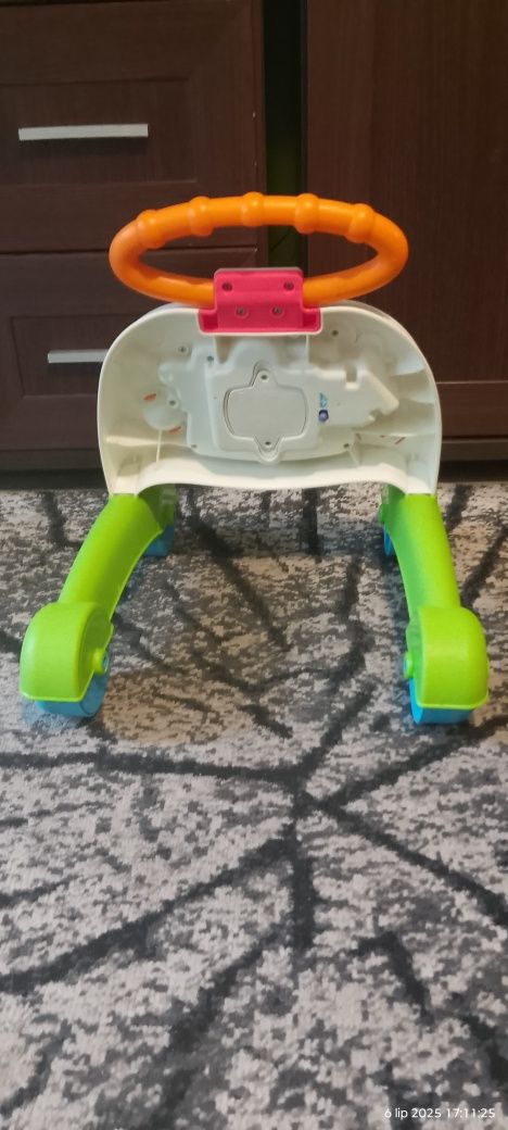 Chodzik pchacz jeździk