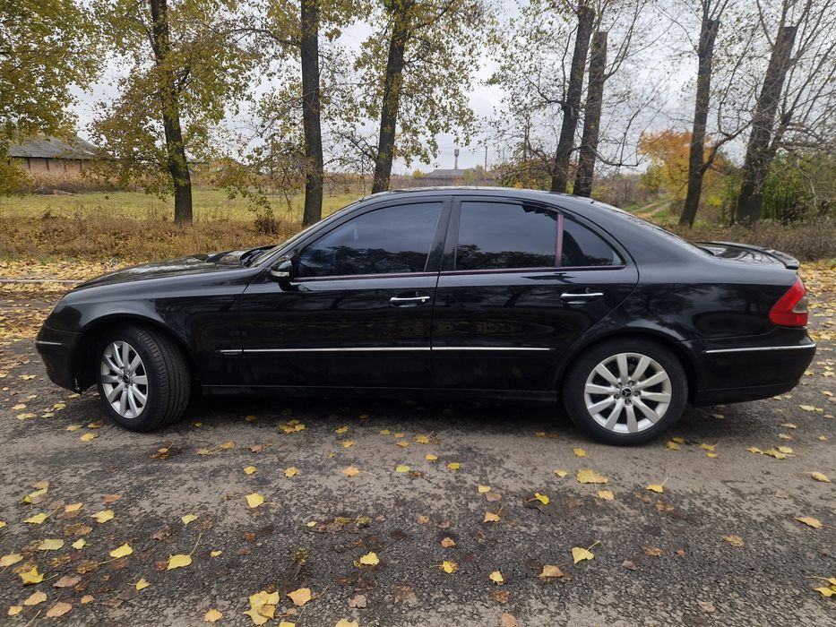 Продам Mercedes 211 у відмінному стані